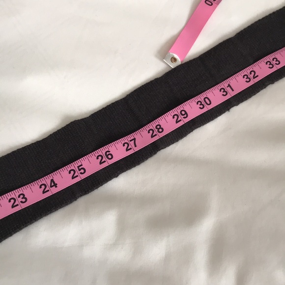 NIB brown stretch belt with large metal closure main image 6